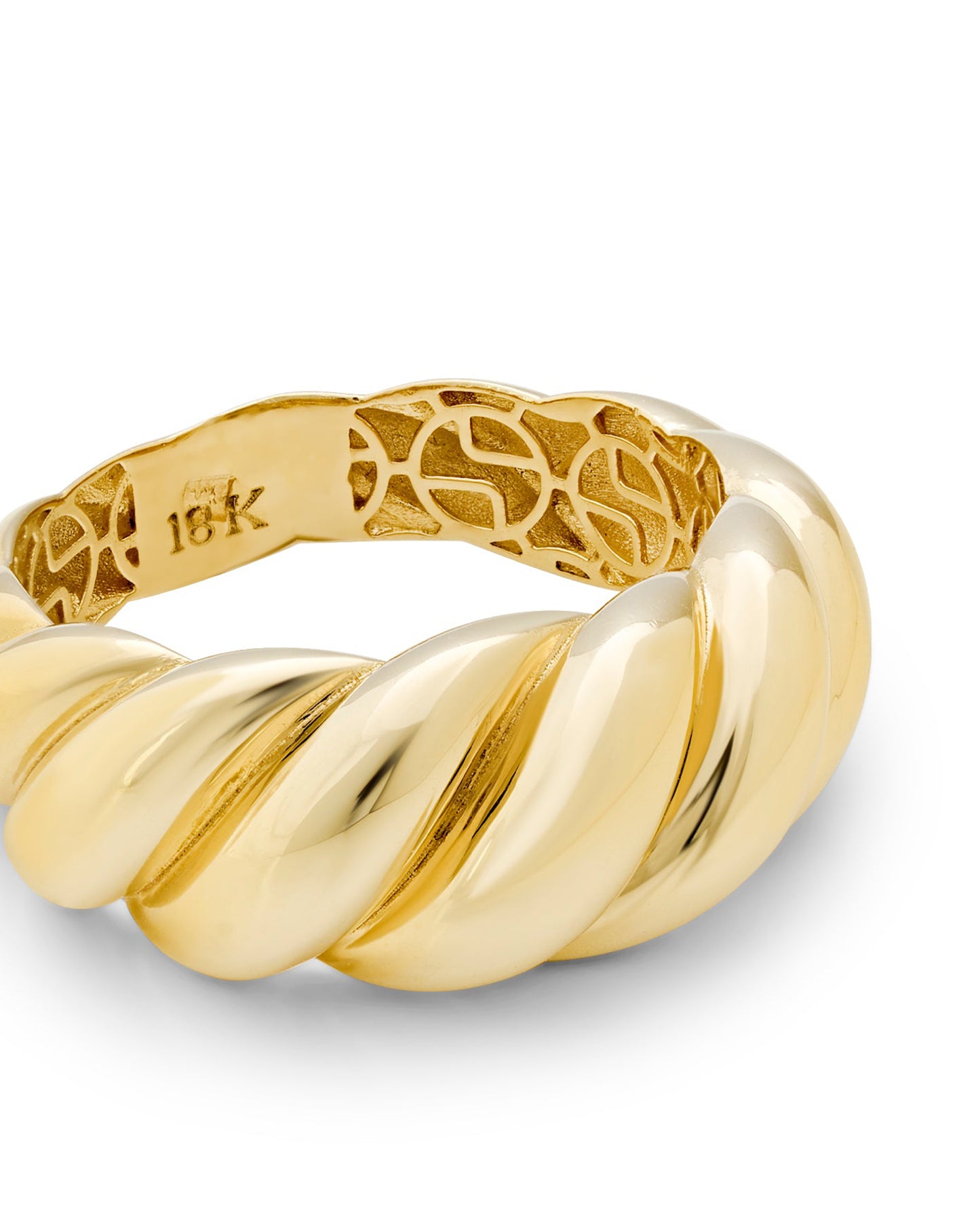 Sophisticated Twisted Gold Band Ring